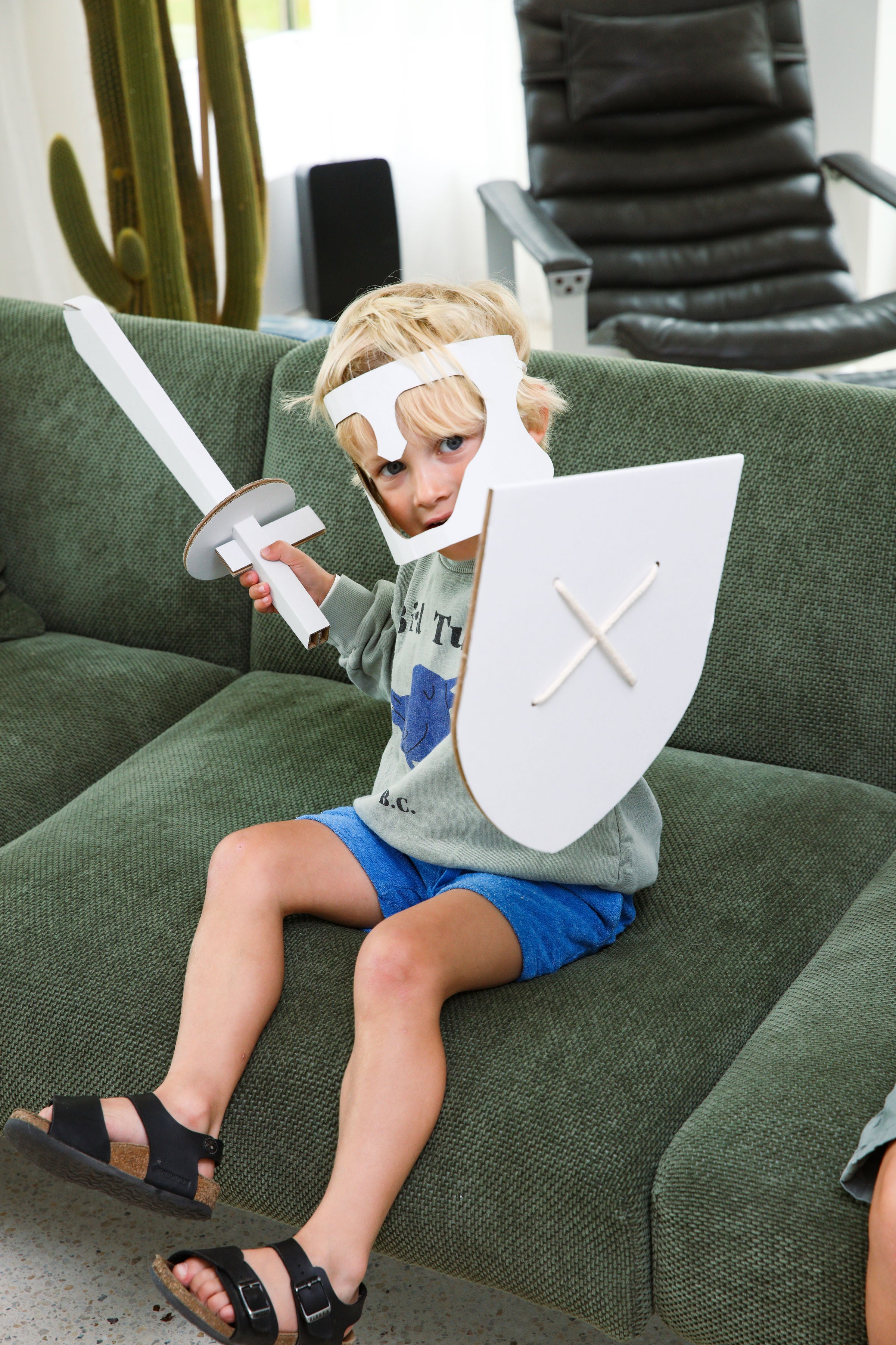 Knight costume XL cardboard