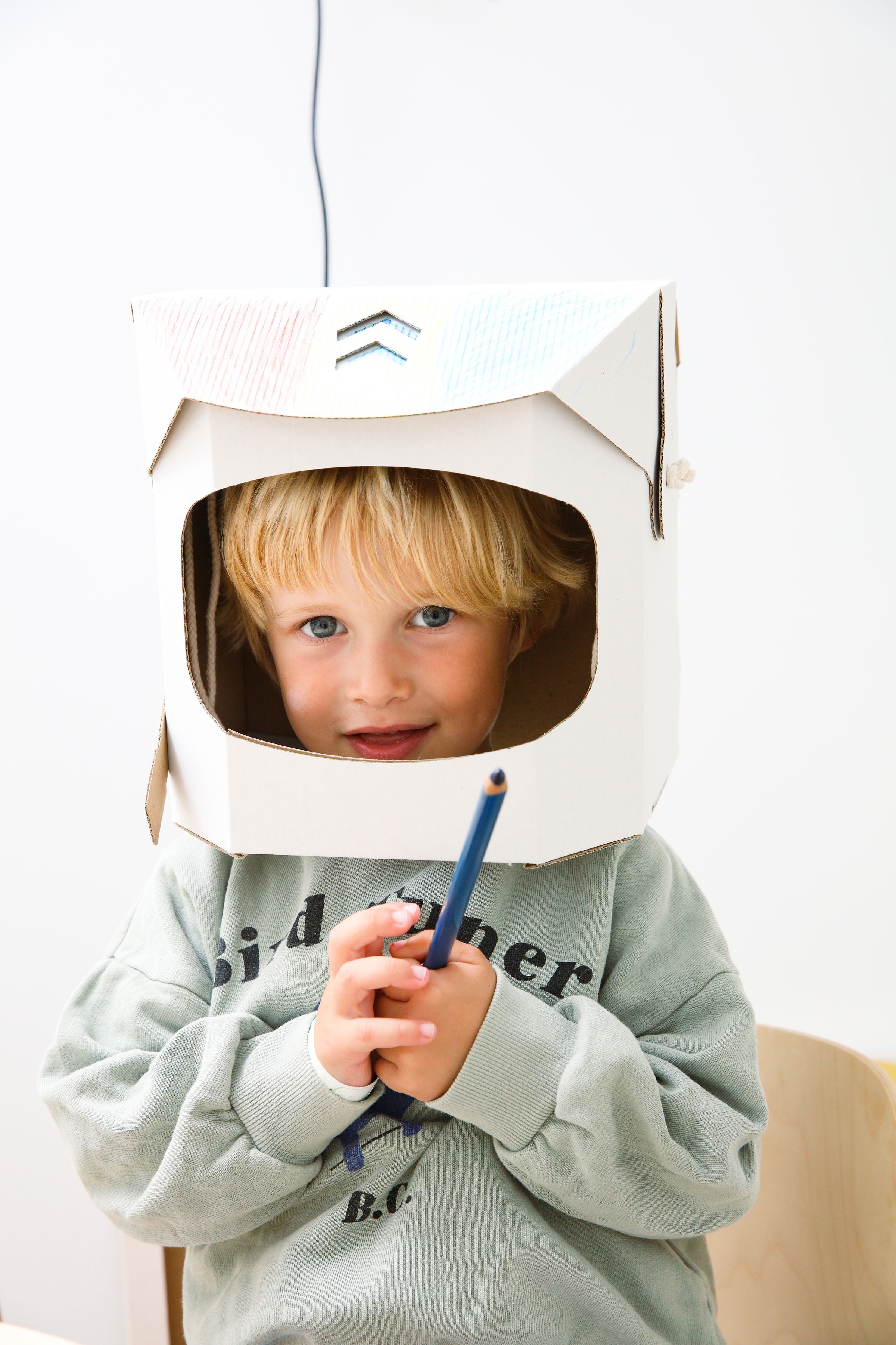 Astronaut dress up XL cardboard