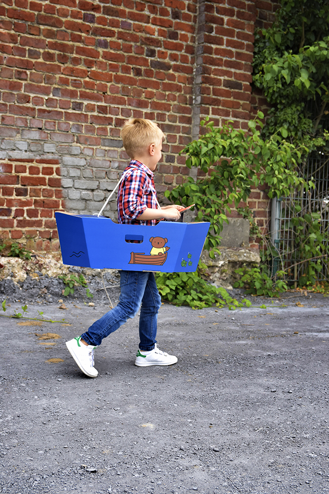 Boat Miffy cardboard