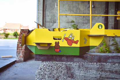 Plane Miffy cardboard