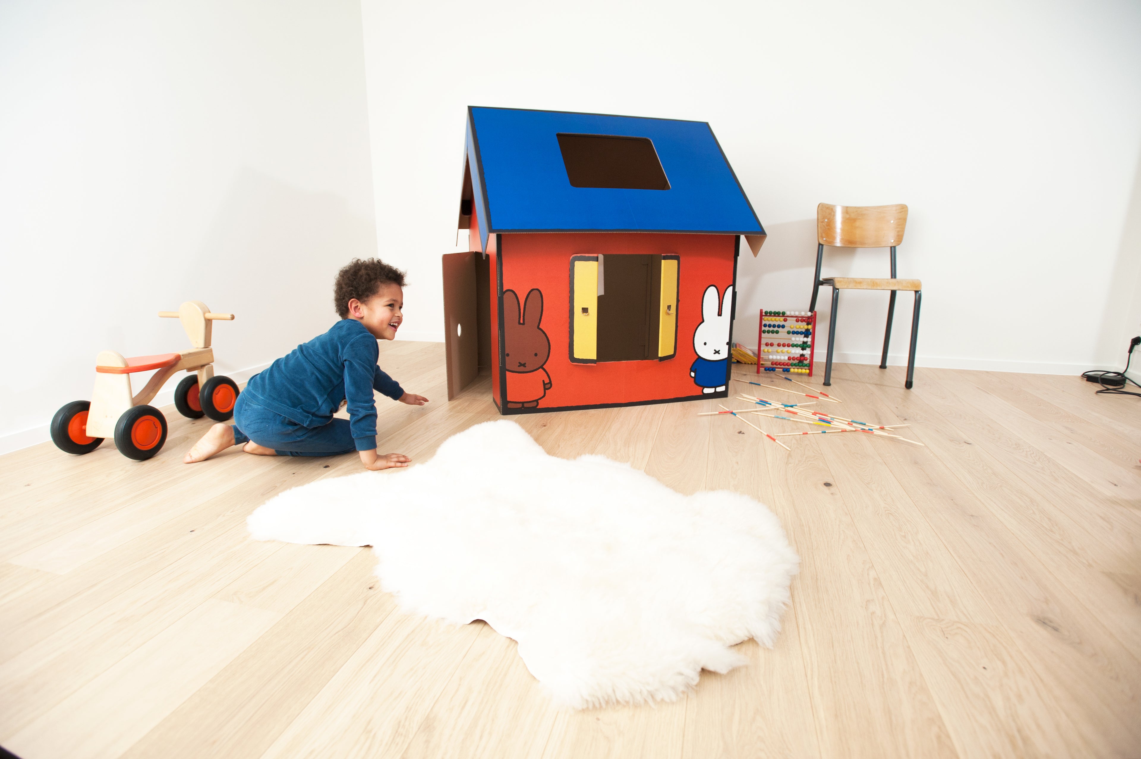 Playhouse Miffy cardboard