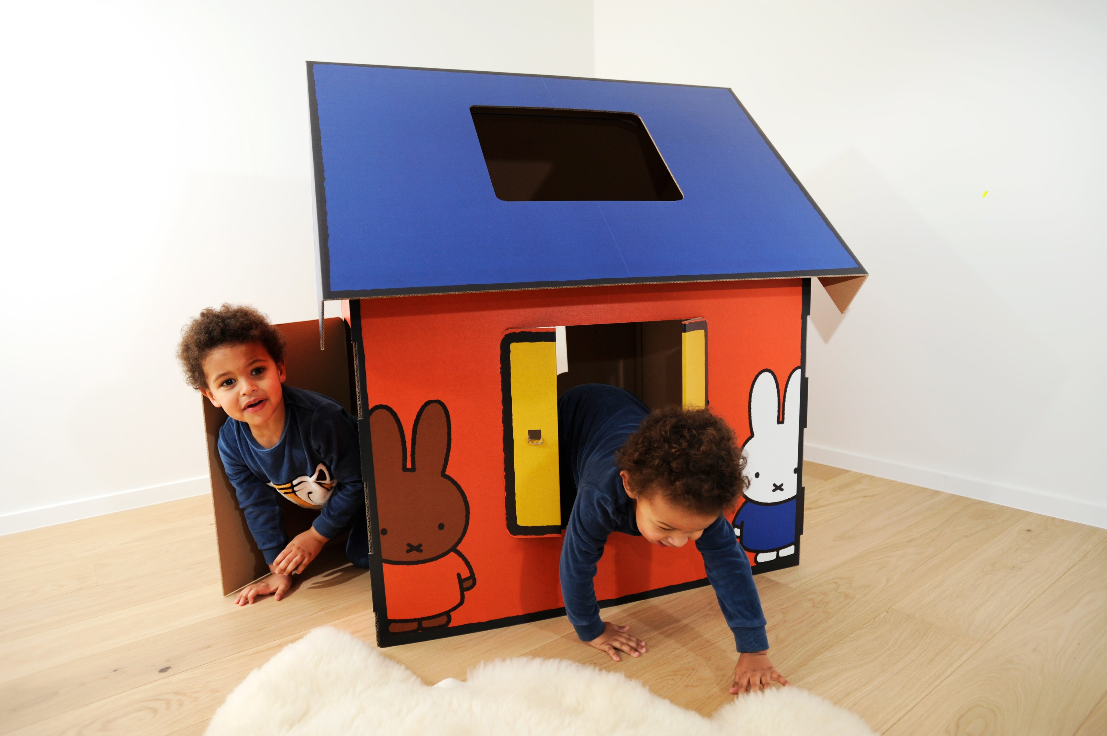 Playhouse Miffy cardboard